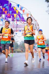 BIB: 15117, 15633
                            <button type="button" onclick="openModal(9956129)" class="btn btn-primary btn-sm float-right btn-popup" data-toggle="modal" data-target=".modal-high-quality">
                        <i class="fas fa-shopping-cart"></i> Add to Cart
                    </button>
                                            <button type="button" onclick="isThisMe(9956129, true)" class="btn btn-success btn-sm float-right btn-popup btn-isme hidden" data-toggle="tooltip" data-placement="bottom" title="นี่คือรูปของคุณใช่ไหม คลิกที่นี่เพื่อเอาเข้าอัลบั้ม">
                        <i class="fas fa-plus"></i> Add to album
                    </button>
                    <button type="button" onclick="isThisMe(9956129, false)" class="btn btn-warning btn-sm float-right btn-popup btn-isnotme hidden">
                        <i class="fas fa-ban"></i> Remove from album
                    </button>